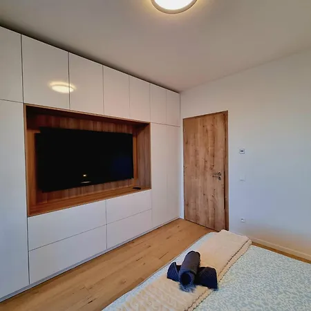 Apartamento Brand New Luxury Flat, Big Balcony, Free Parking