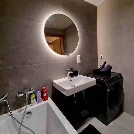 Brand New Luxury Flat, Big Balcony, Free Parking *