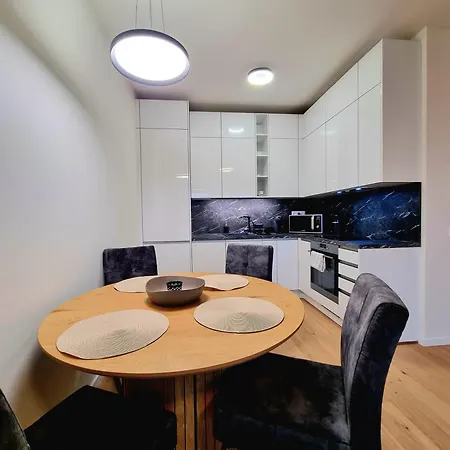 Brand New Luxury Flat, Big Balcony, Free Parking Bratislava