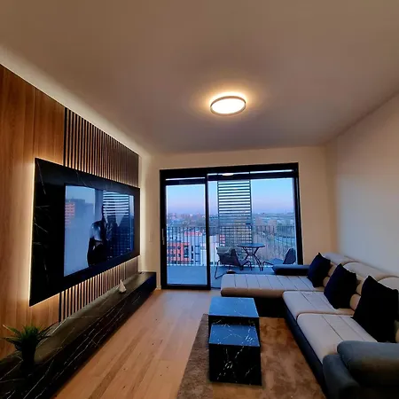 Apartamento Brand New Luxury Flat, Big Balcony, Free Parking